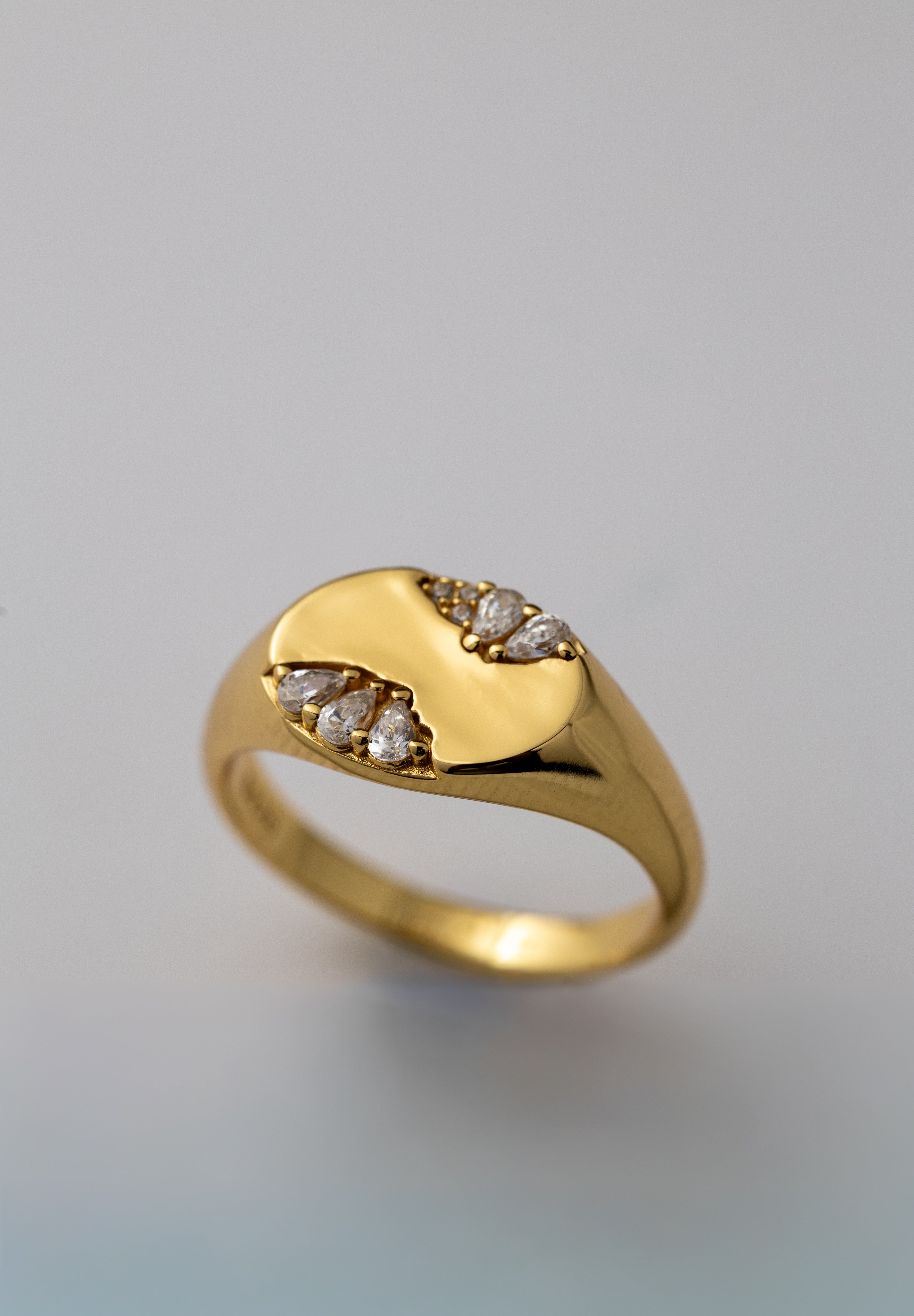 forme ring (925 sterling silver w/ 18k gold)